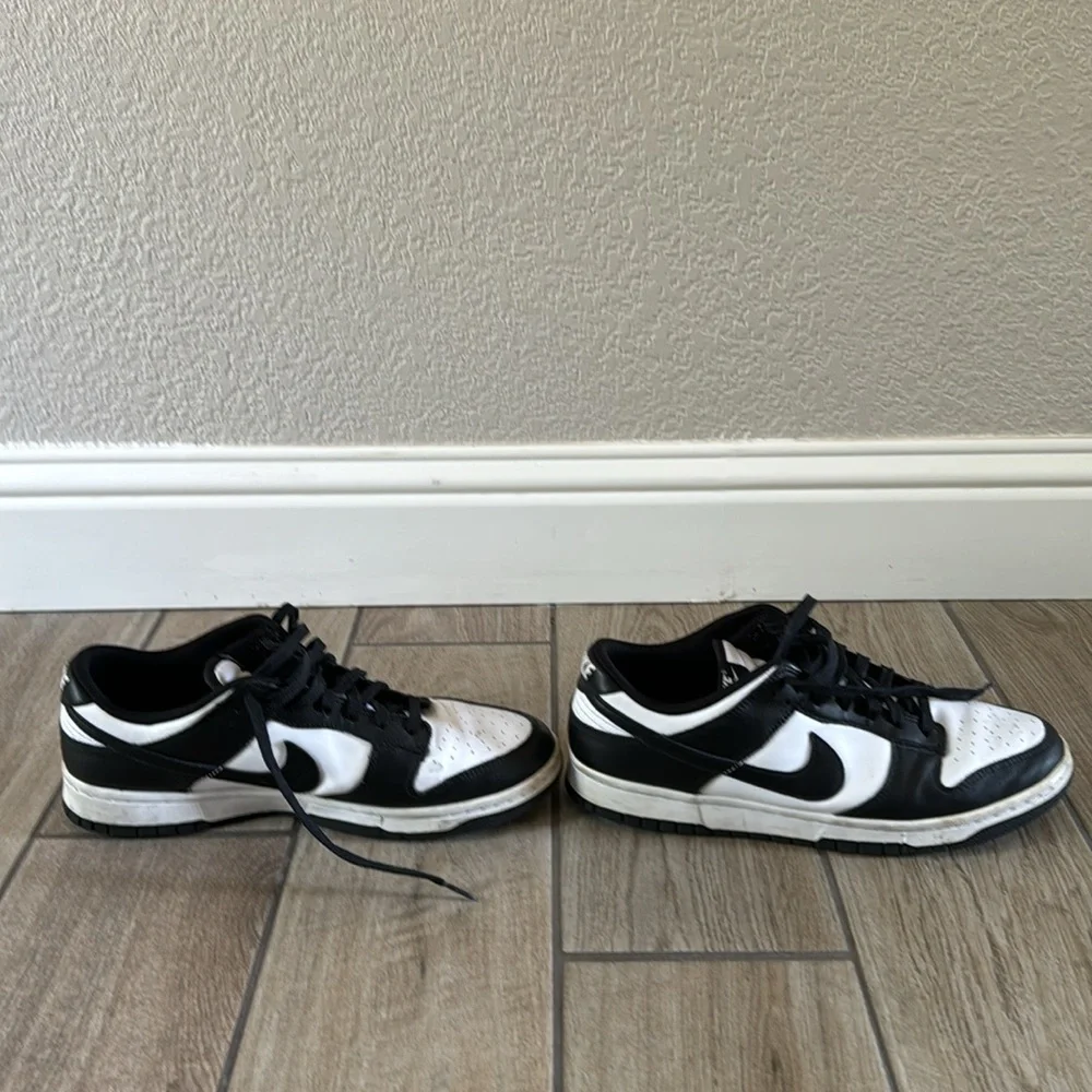 Nike Dunk Black/White - Picture 6 of 7